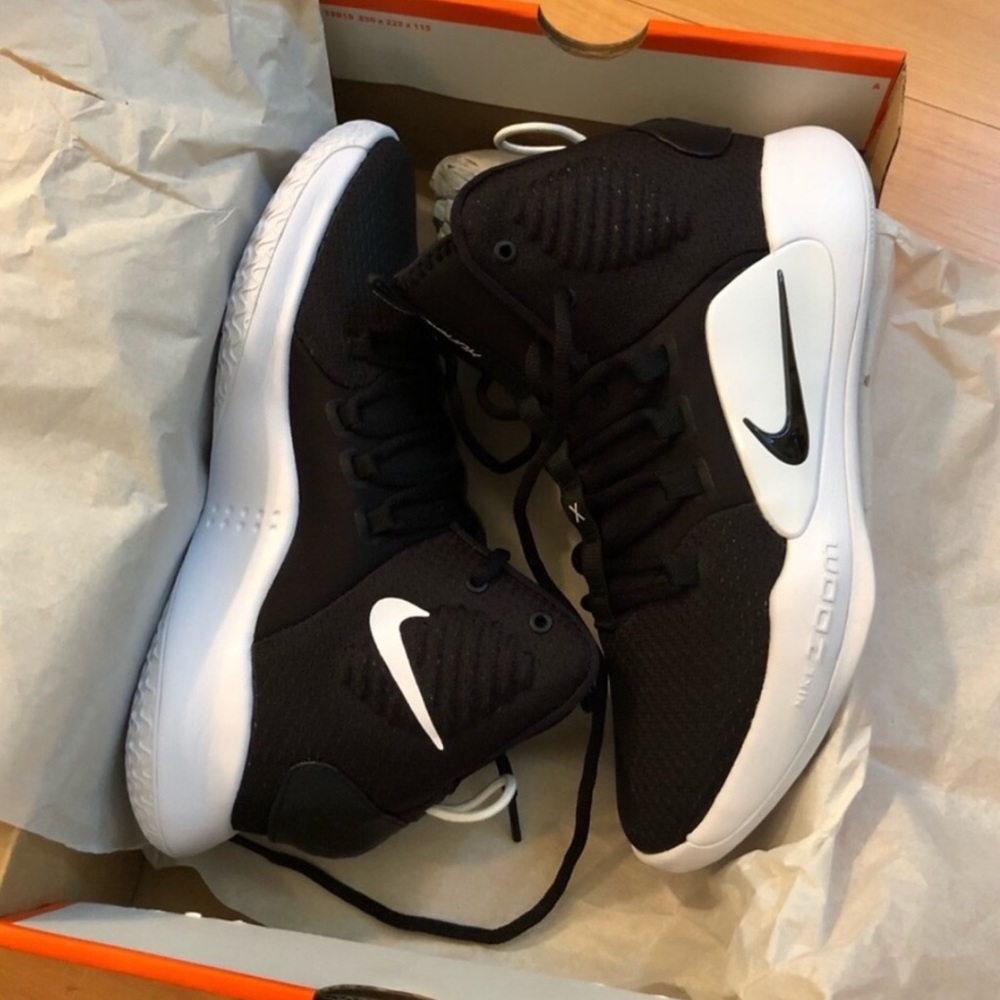 Nike Hyperdunk X TB Basketball Shoes